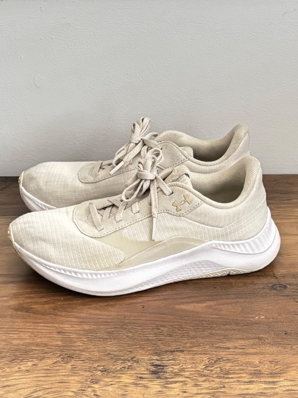 Under Armour Charged Aurora  Women's Sneakers Training Summit White Cream Sz 6.5